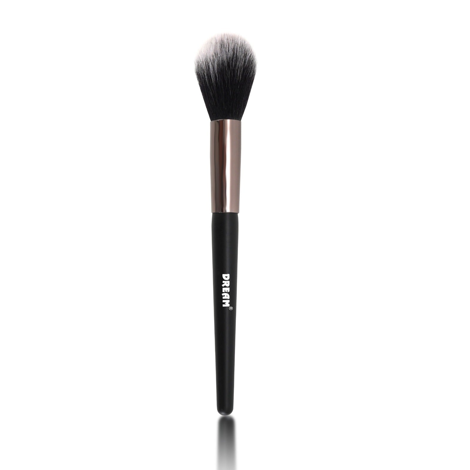 Luxe Glow: Unveil Radiance with the DREAM Attitude Highlighter Brush DA-6 - Image 2 - DREAM Attitude